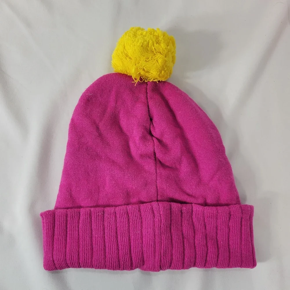 Brooks Beanie Hat Women Pink Knit Pom Pom Running Winter Warm Athletic